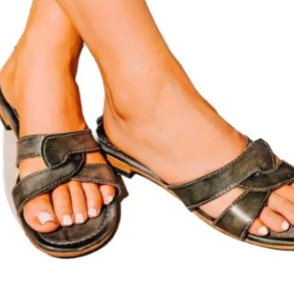 Freebird Sawyer Olive Crossover Leather Slide Sandals NWT Size 11